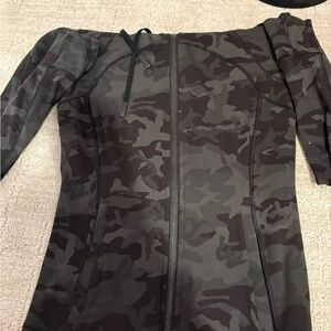 Lululemon Camouflage define jacket